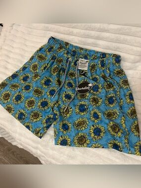 Boardies Apparel Men’s Blue Sunflower Swim Trunks NWT